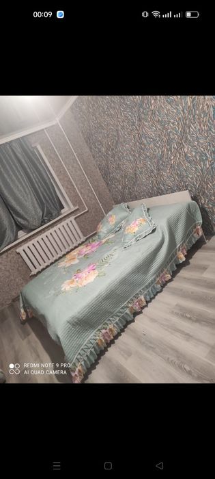 Двуспальная кровать с матрасом 160/200