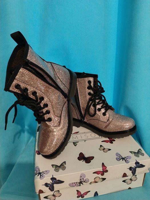 Детски боти 33номер.