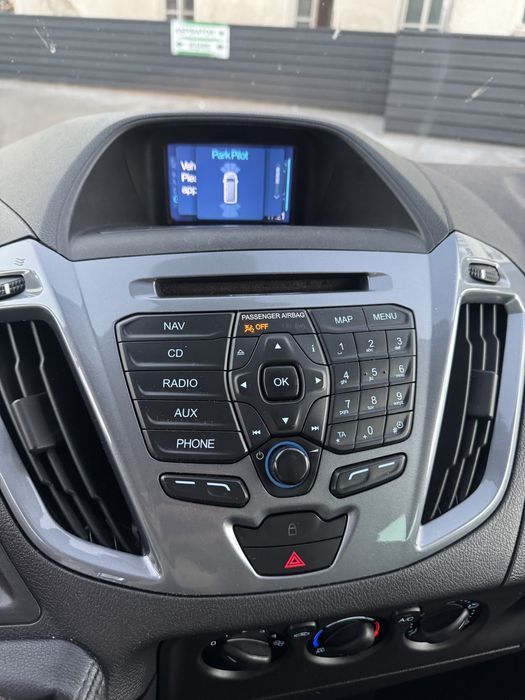 Ford custom 2,2 d 2014 luna 9 piele camera