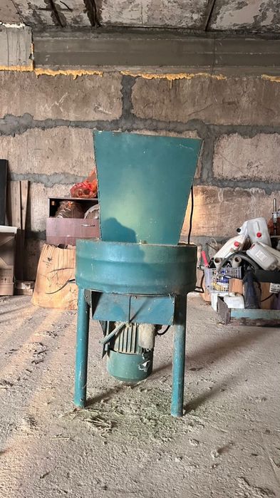 Комбинированная дробилка 3в1 - зерна, сено.