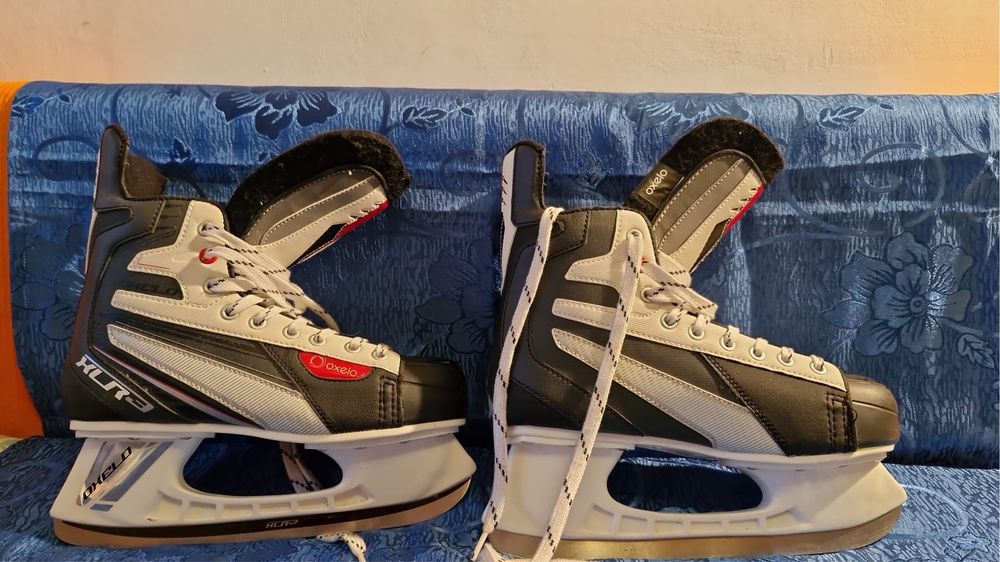 Patine de gheata Oxelo nr 42 ca noi
