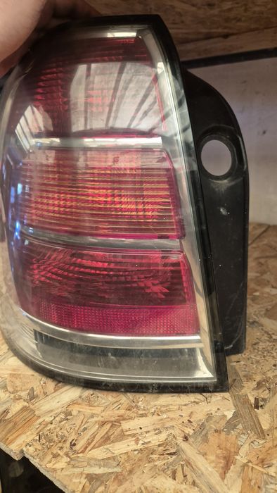 Оригинален Ляв  стоп за Зафира Б 2005- 2009г