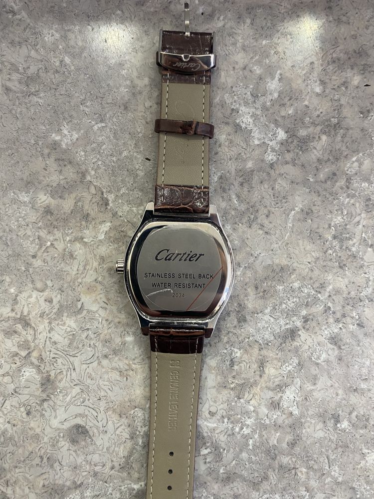 Часовник Cartier Tortue