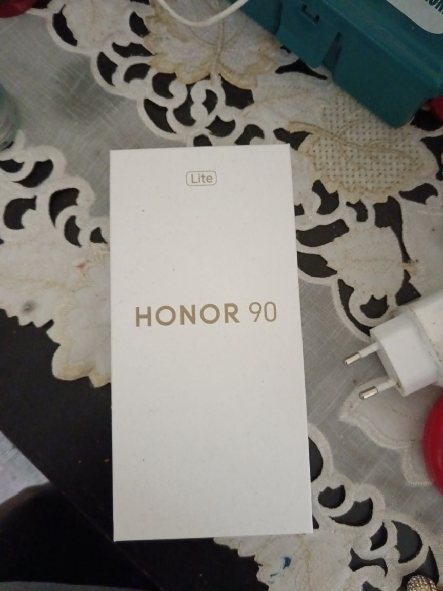 Vând/Schimb Honor 90 Lite