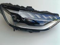 Десен фар Audi A4 B9.5 фейс 8W0941034D