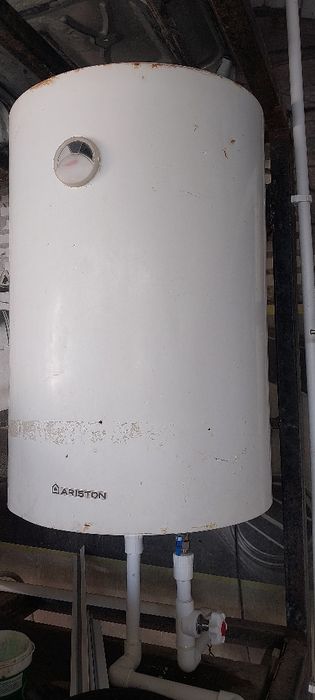 Аристон 80л, тень, термостат новый.