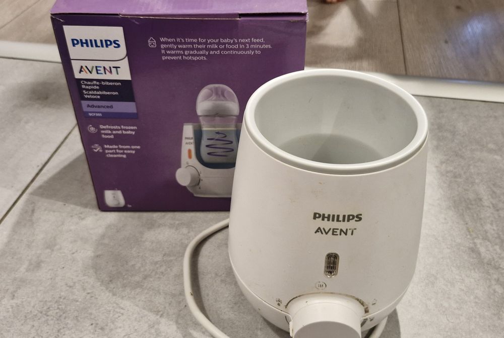 Vand patut bebe cu saltea, marsupiu, incalzitor biberoane, pompa san