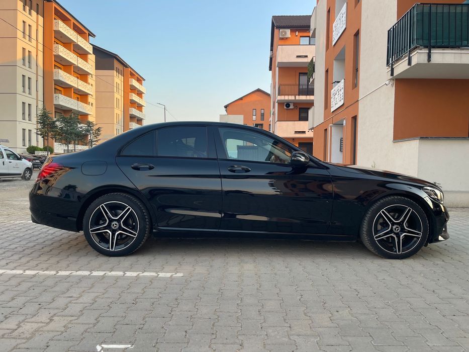 Vând Mercedes Benz C Class 220 -2018