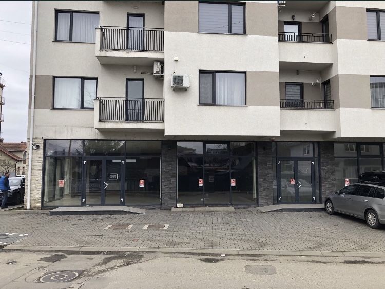 Spații Comerciale