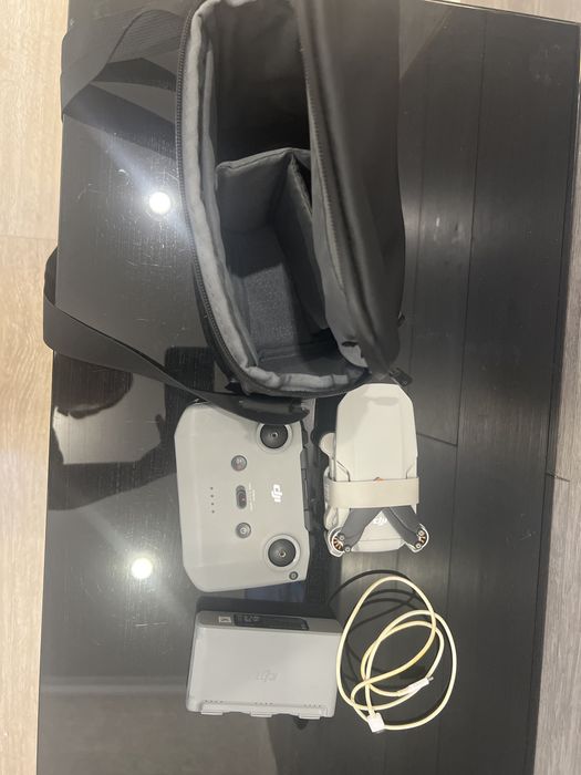 Продам дрон dji mini pro 2 se в отлтчном состояниий