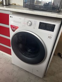 Комбинирана пералня със сушилня LG