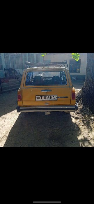 Vaz 2102 sotiladi 1978 yil xolati zor