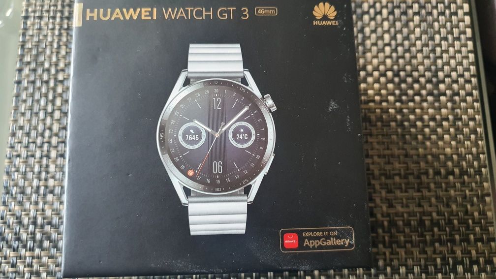 Продавам часовник Huawei GT3