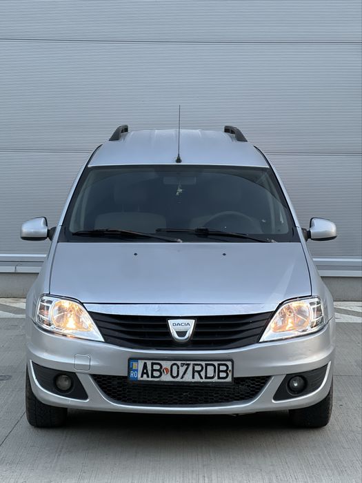 Dacia Logan/ 1.5/ 2008/ 7 Locuri