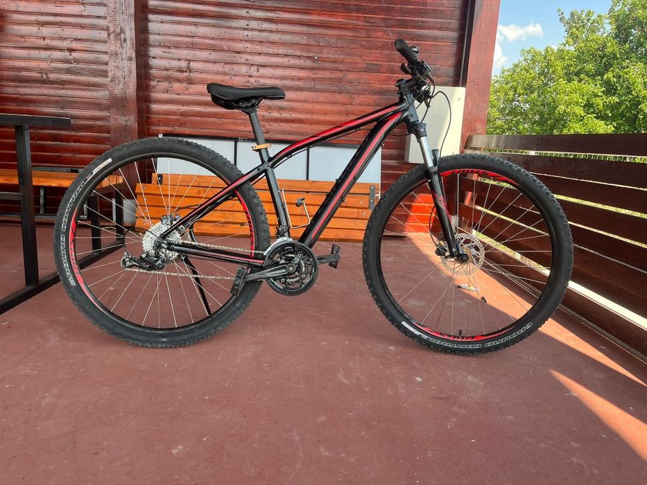 Bicicletă SPECIALIZED roți 29