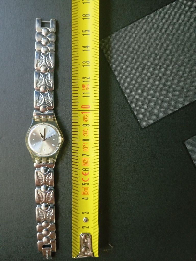 Swatch Lady Wing Touch