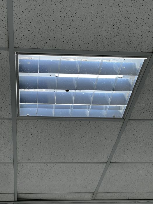 Светильник под амстронг