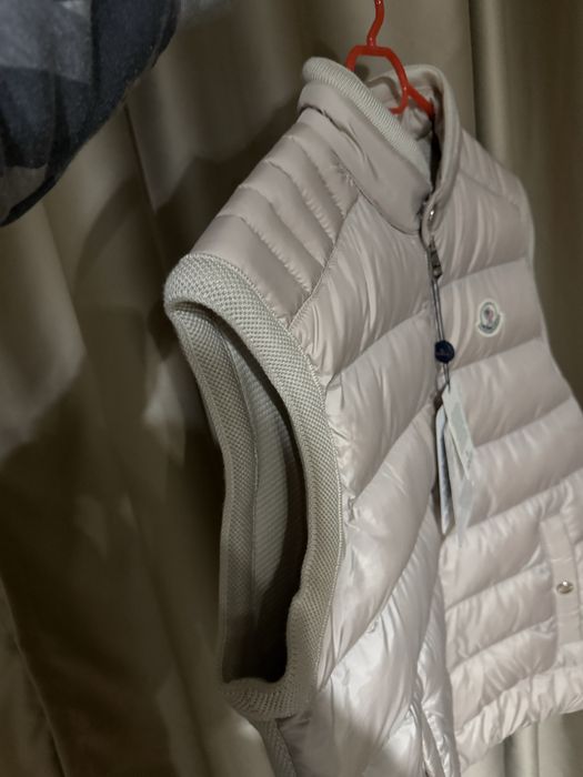 Мъжки елек Moncler