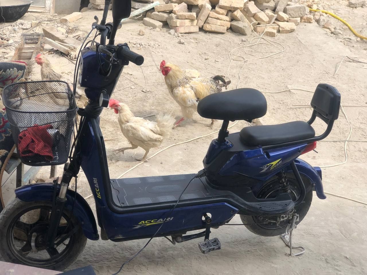 Skuter sotiladi srochna buxoro shaharda xolati ajoyib