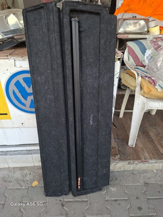 Оригиналена кора за багажника Citroën Picasso 09г.