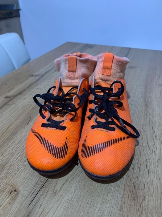 Ghete Nike Mercurial