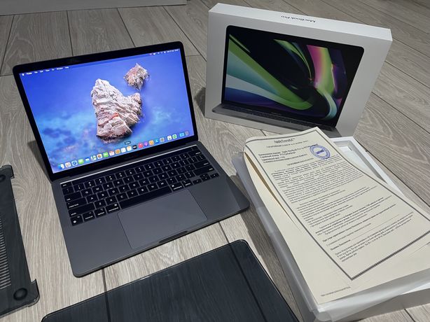 MacBook Pro 13 2020 M1 В новом состоянии