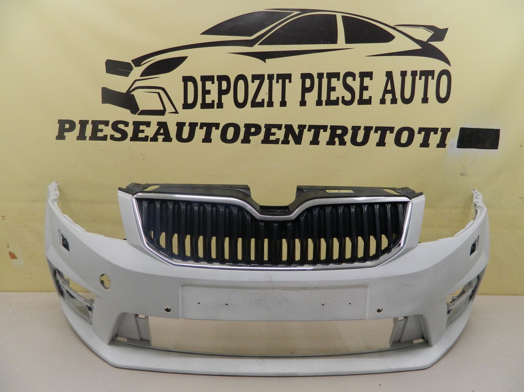 Bara fata Skoda Octavia 3 RS / VRS, 2012, 2013, 2014, 2015, cod origine 5E0807221F.