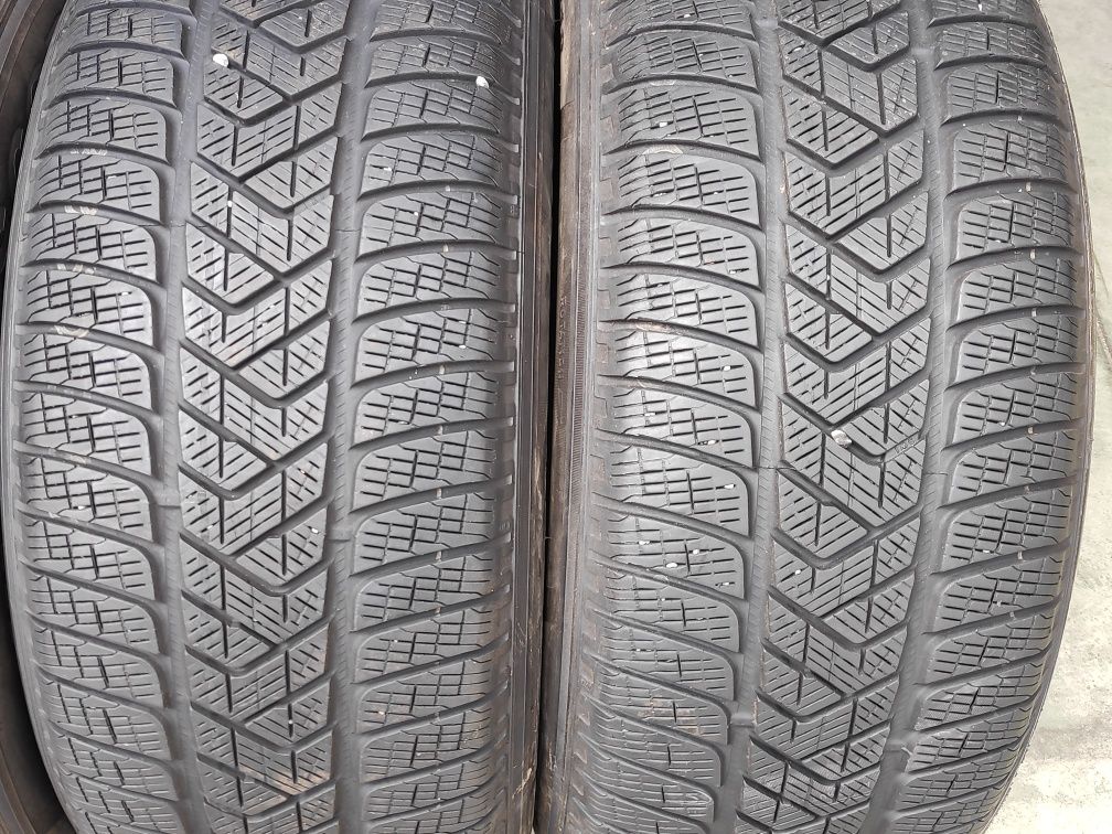 Зимни гуми 255/55/18 Pirelli