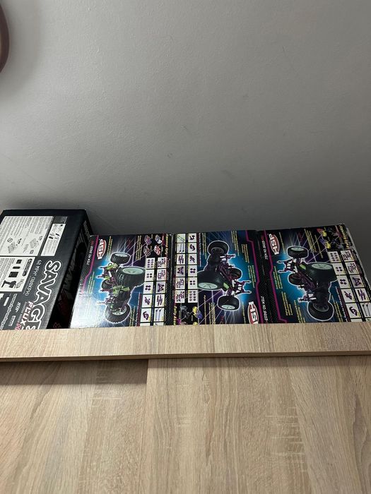 Automodele electrice noi 1/10