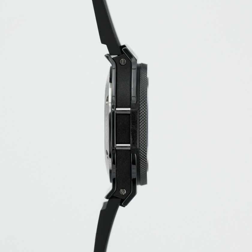 Hublot Big Bang Luna Rossa 44mm Limited Edition (666 of 1000)