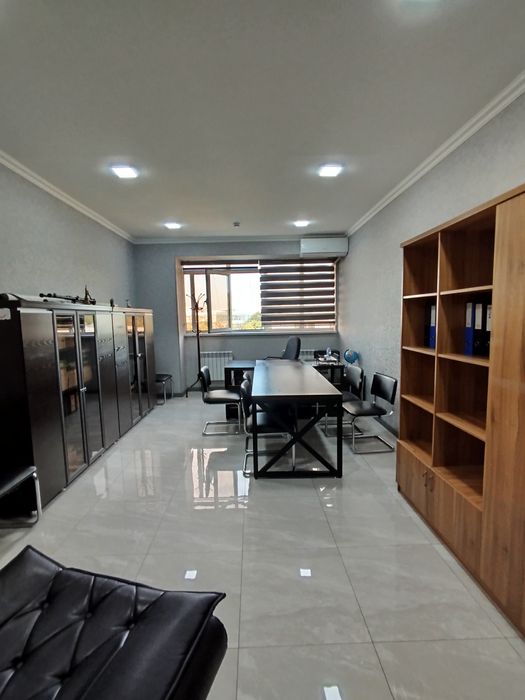 Офисы 35м² 55м² вдоль дороги Чиланзар26 график работы 24/7 есть стоянк