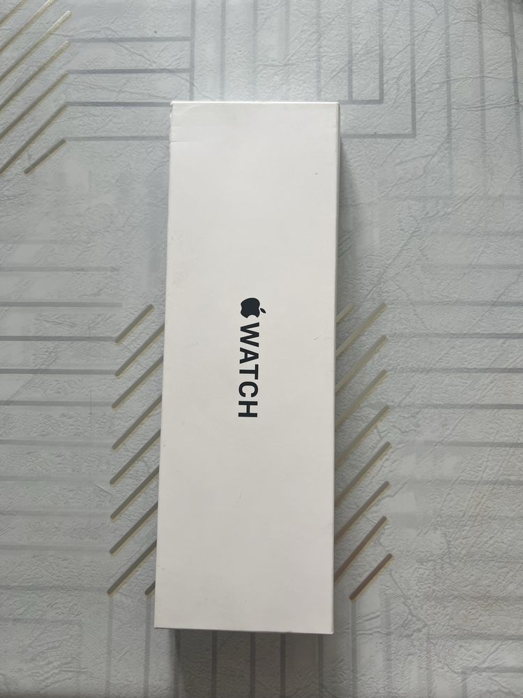 Продам Apple watch SE 2 Gen (2023)