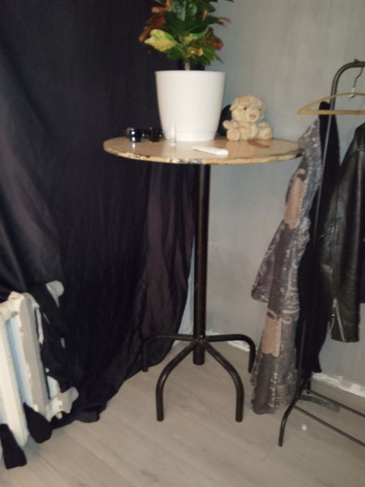 Отдаю барный стол