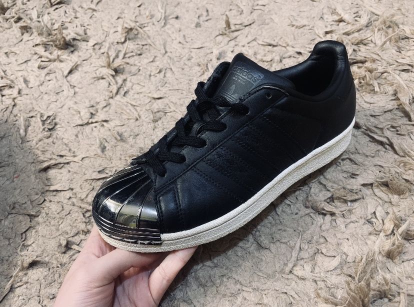 Adidas Superstar “Metal Toe”