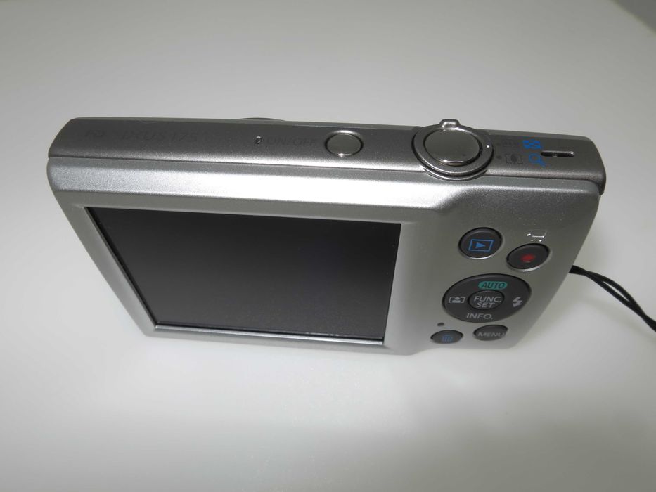Canon IXUS 175 компактен фотоапарат, дигитална камера 20MP - НОВО