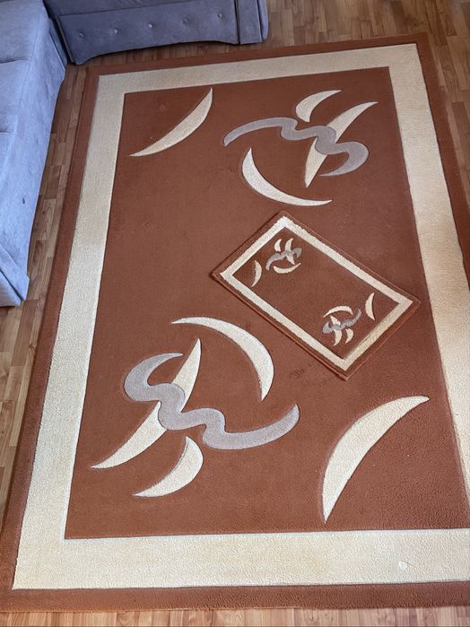 Covor elegant 2x3 m + carpetă - curățat și igienizat profesional