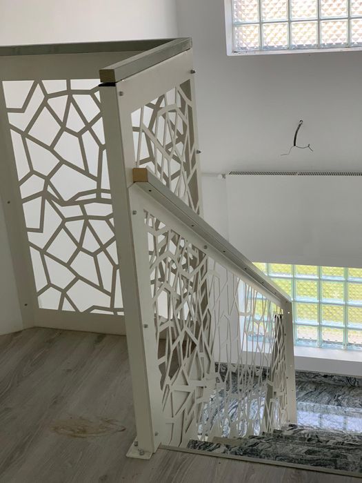 Porti Automate Personalizate Gard Balustradă Vopsire Electrostatică