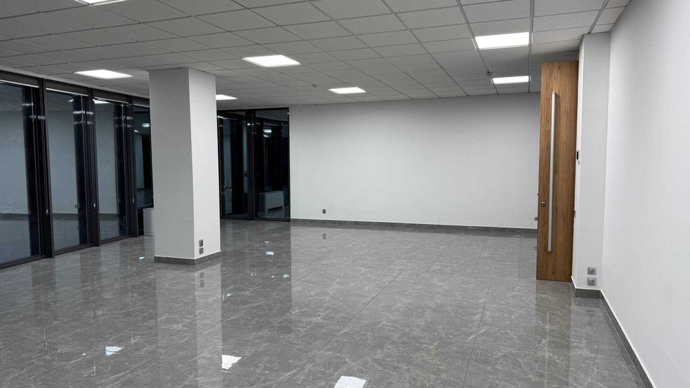 [КМ] офис в бизнес центре 106 м2
