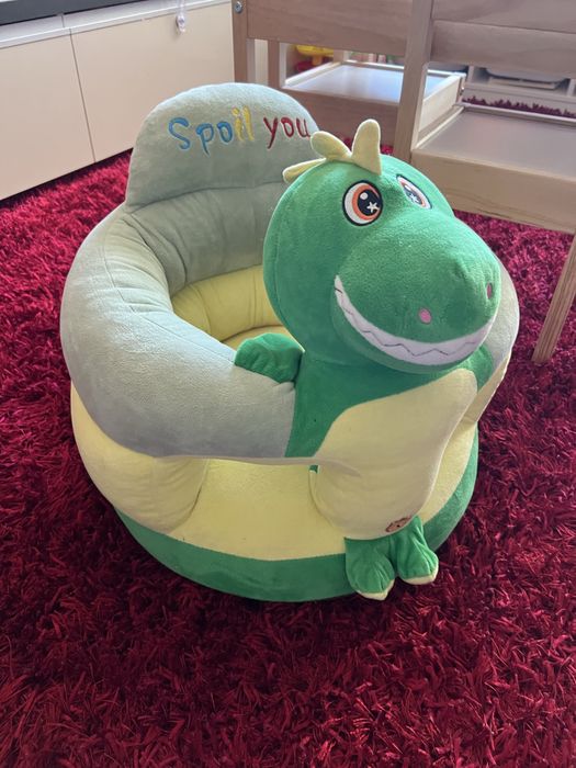 Бебешки фотьойл Динозавърче