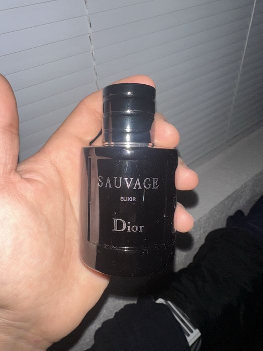 Продавам парфюм DIOR SAUVAGE