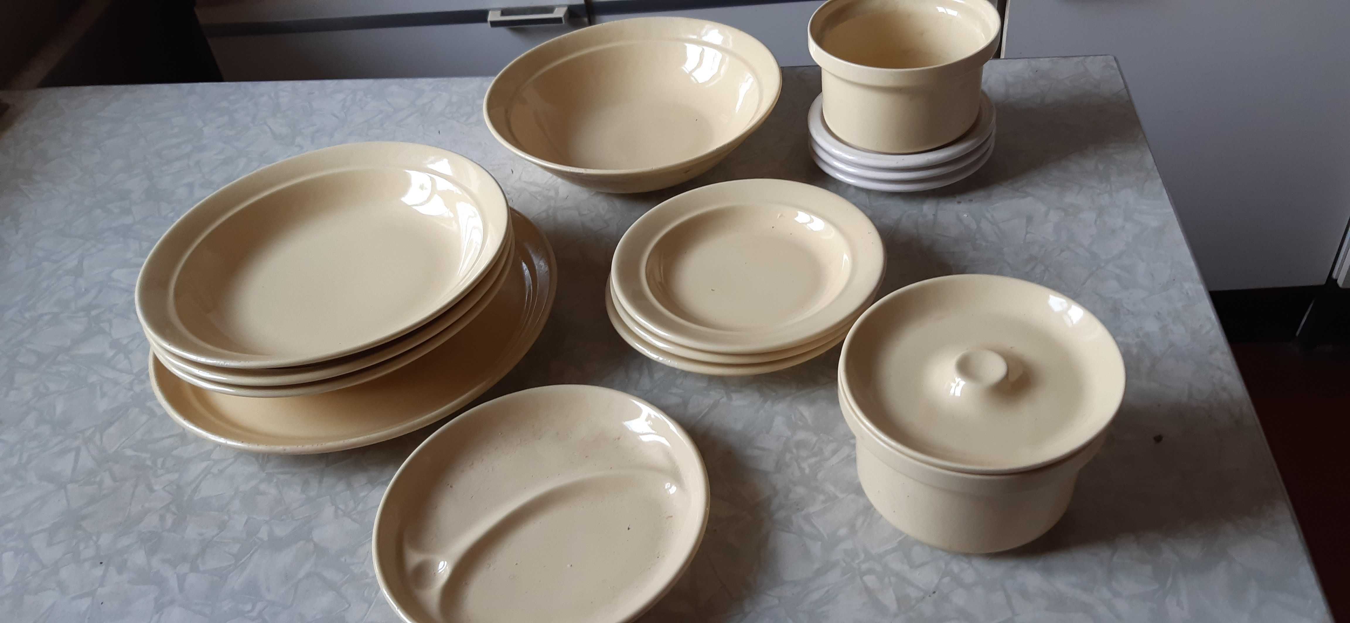 Набор посуды керамической