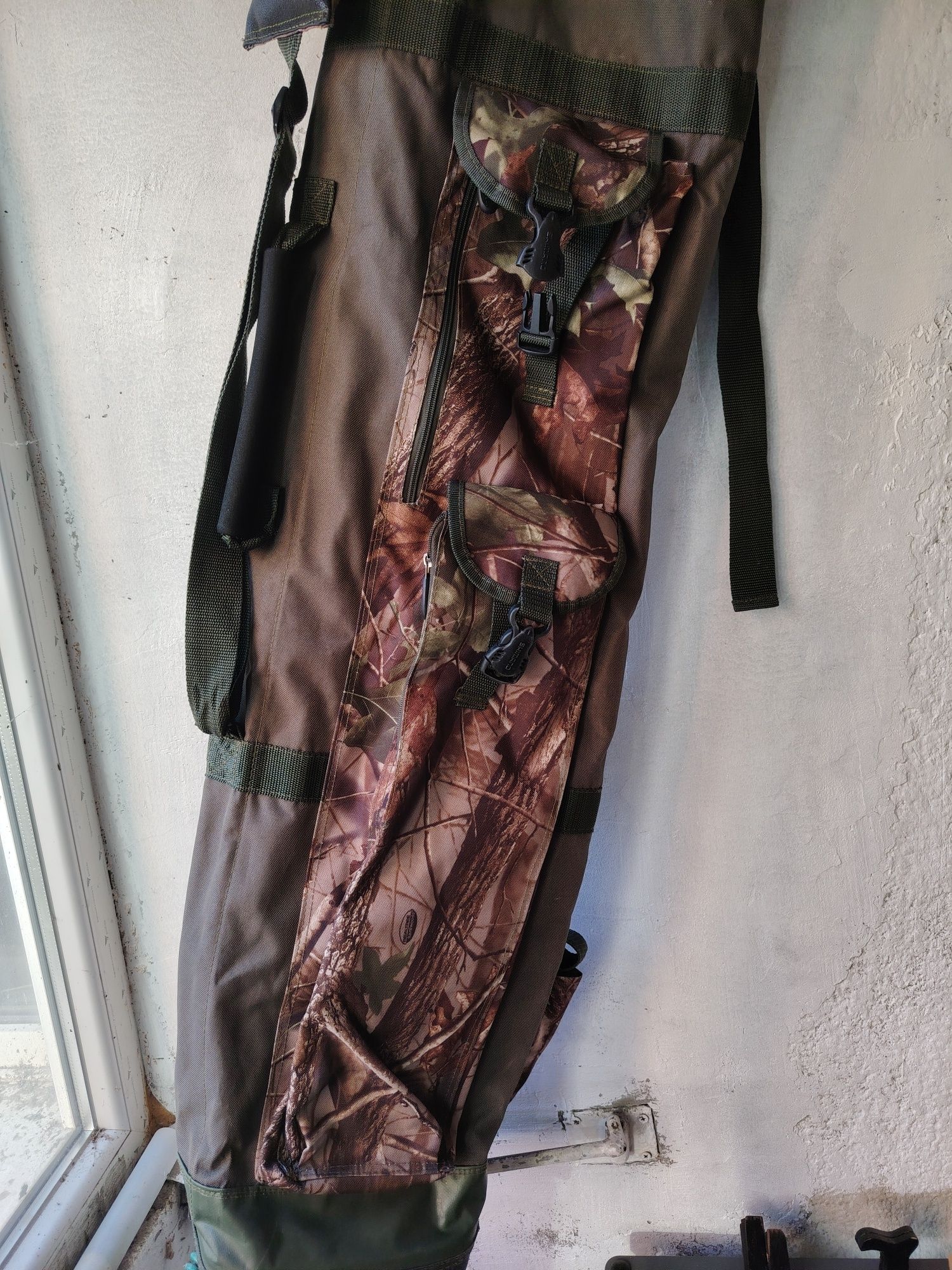 Vând accesorii pescuit, camping