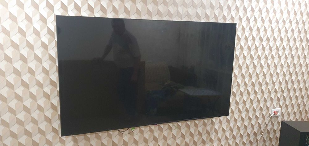 Продам телевизор