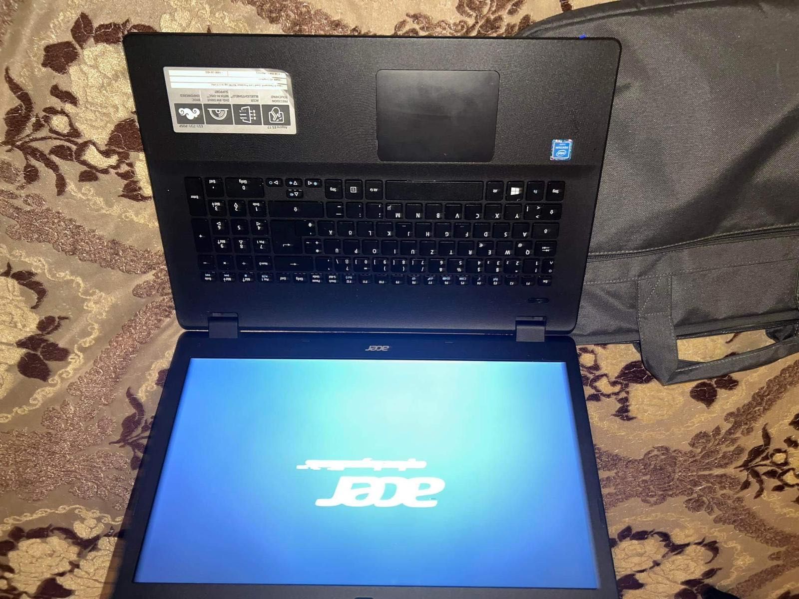 Laptop Aspire ES 17