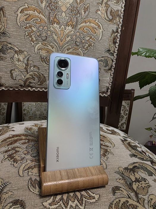 Продам Xiaomi 12 lite 8/128 в идеальном состоянии