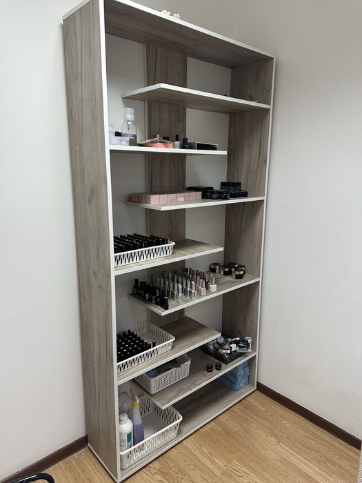 Продается стеллаж, шкаф