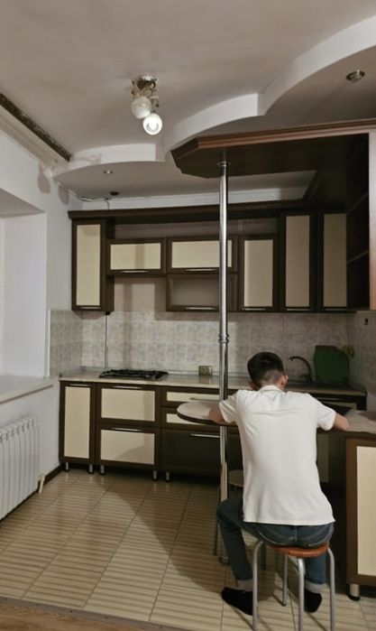 Срочно продам кухонный гарнитур