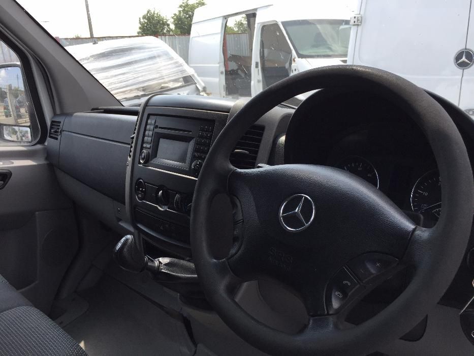 Dezmembrari Mercedes Sprinter 2.2CDI euro 5 orice piesa