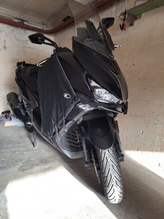 Maxiscuter Kymco Xciting 400i