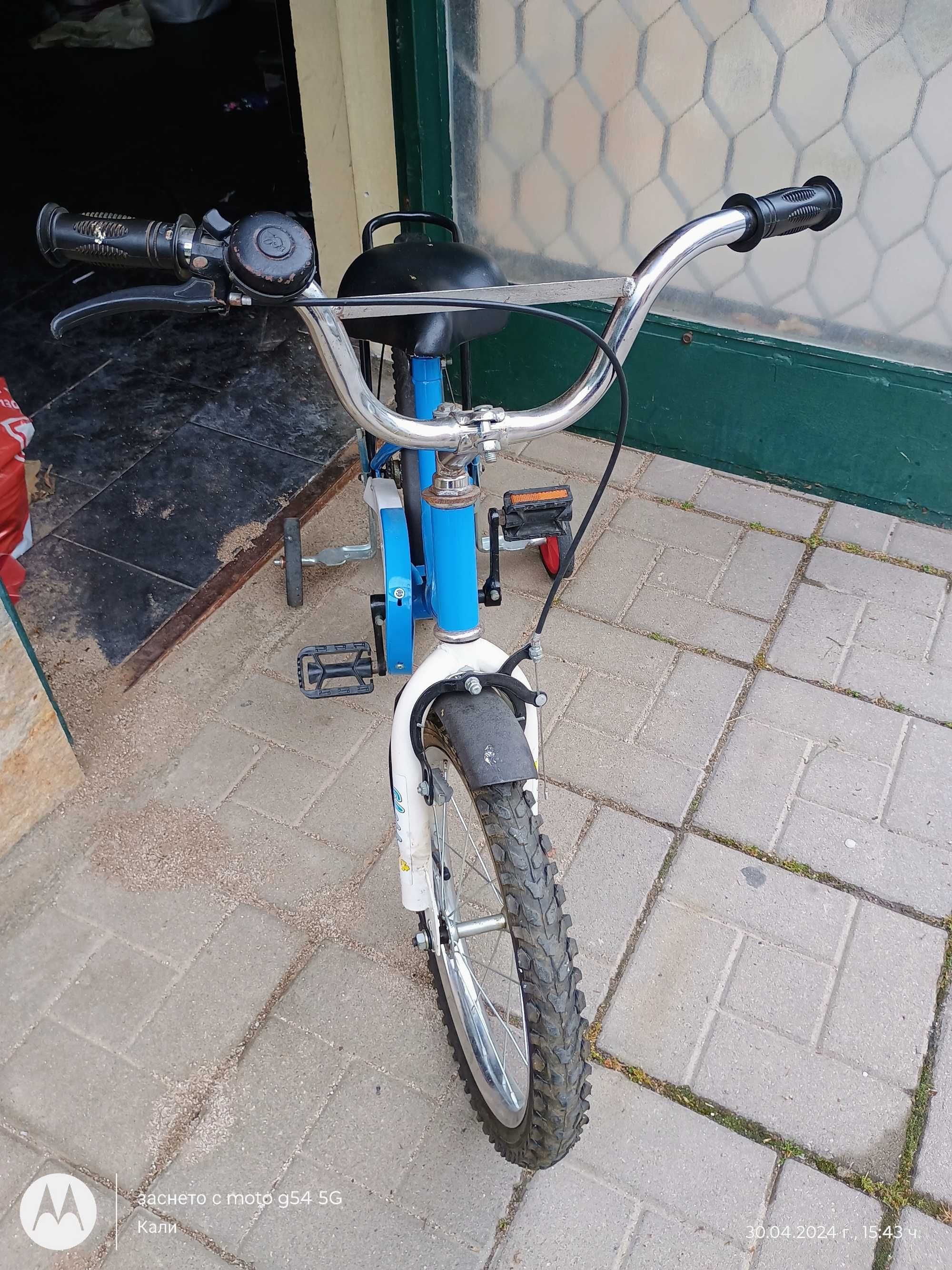 Децко колело в син цвят